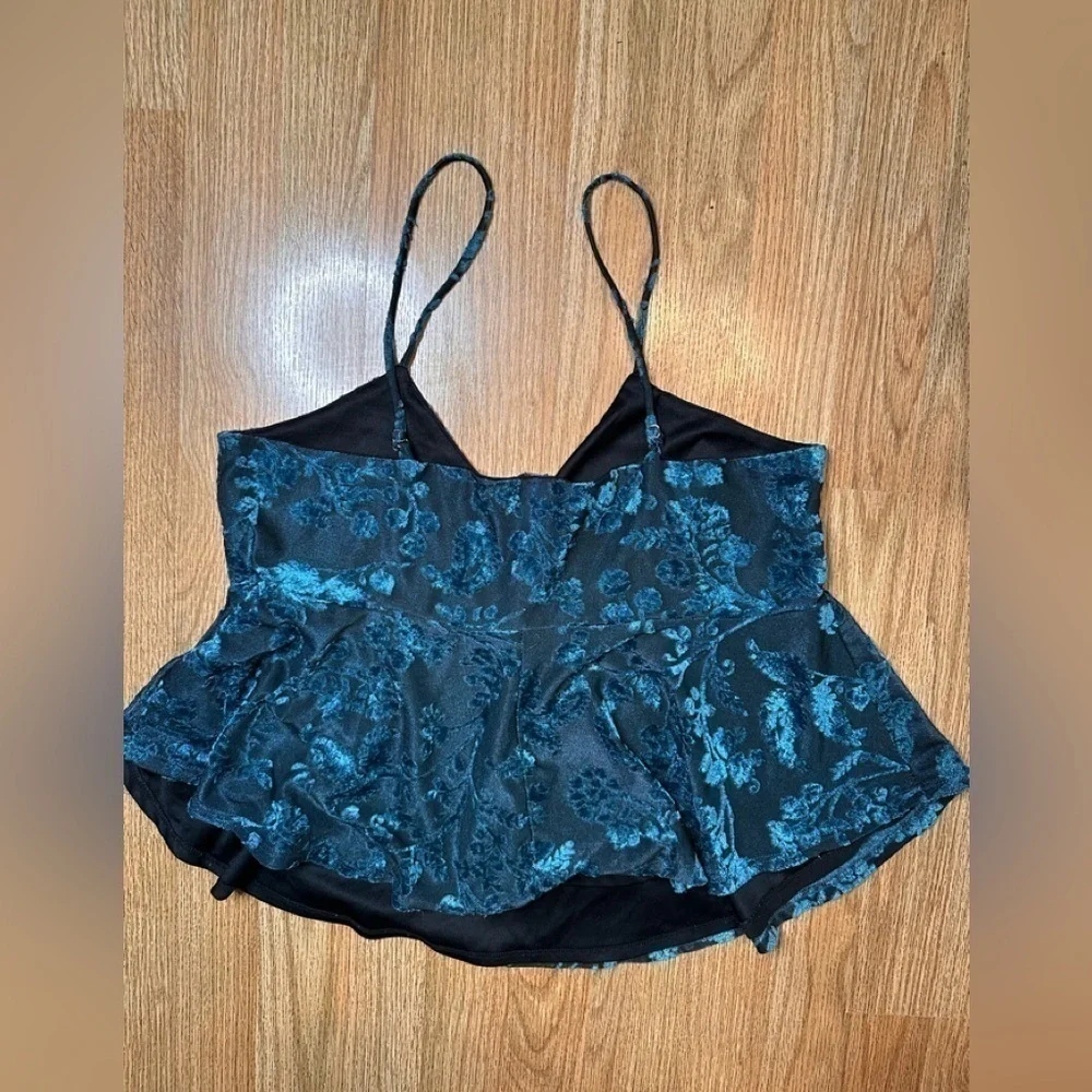 🦋 Wild Fable Velvet Floral Cami Top Jewel Tone XL - Picture 4 of 4